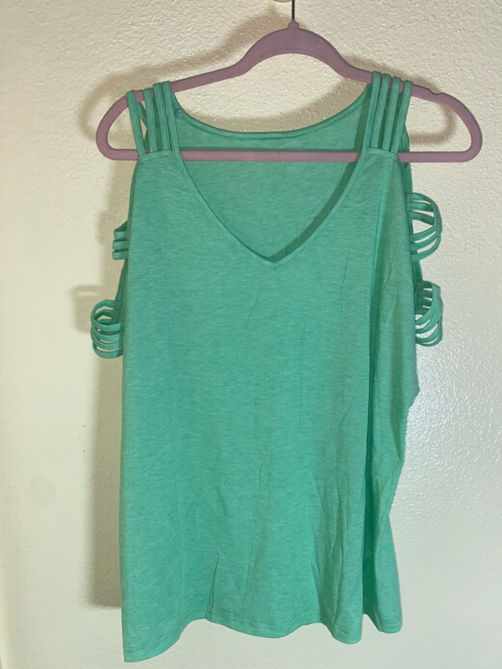 NWT Remidoo Mint Green Cold-Shoulder V-Neck Tank, Size XL